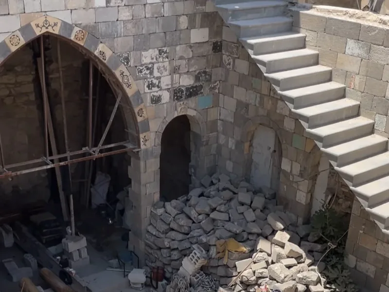 اعادة بناء جزئي لبيت تراثي دمشقي
