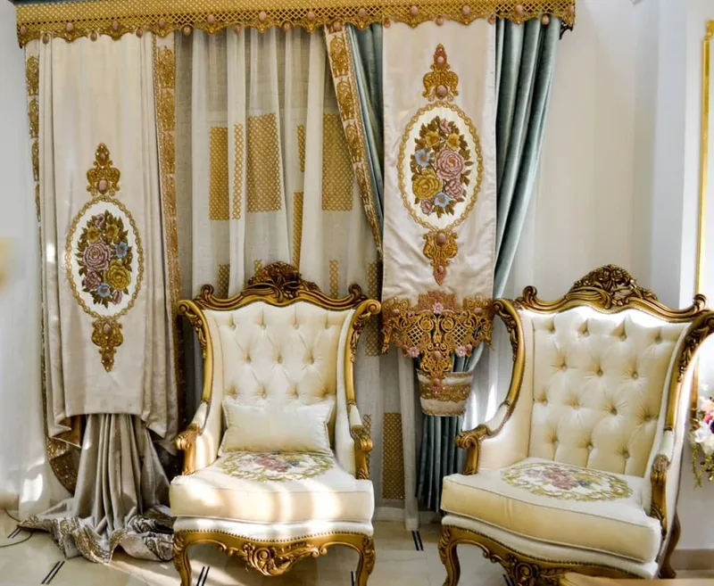 أحد الأعمال