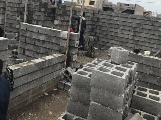 أجور رفع بلوك بناء اسمنتي