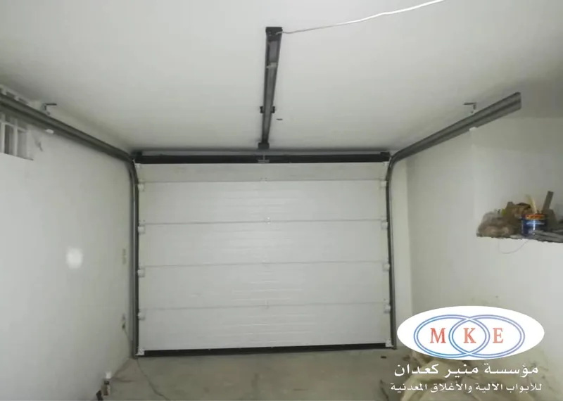 أبواب مرآب سقفية