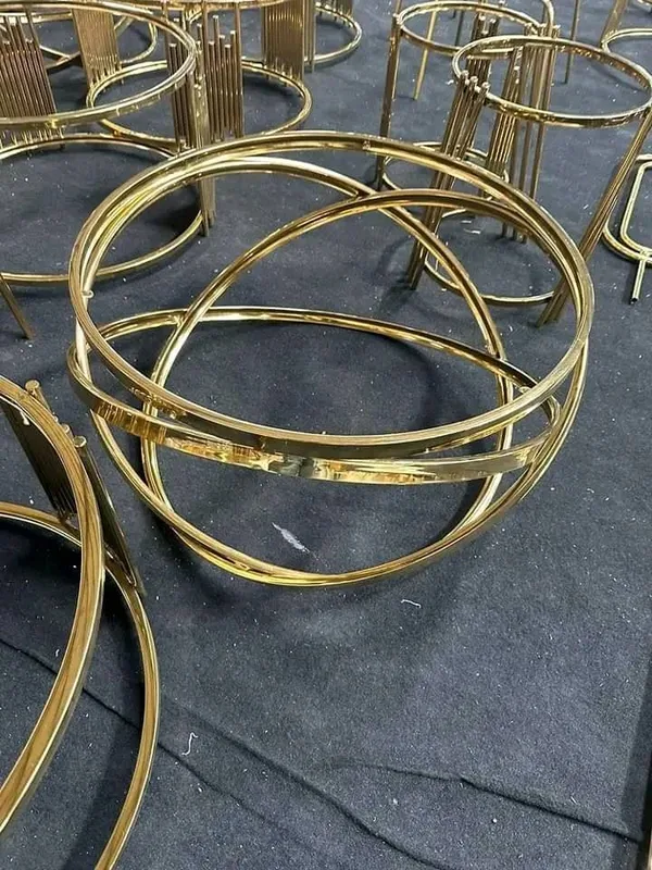 طاولة