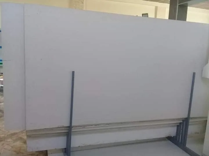 ألواح المغنزيوم الاسمنتية العازلة