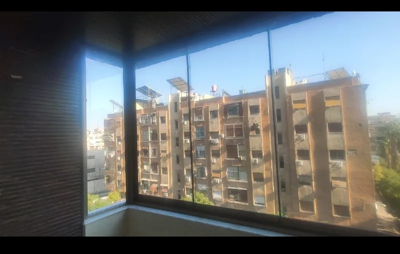 واجهة بلكونة