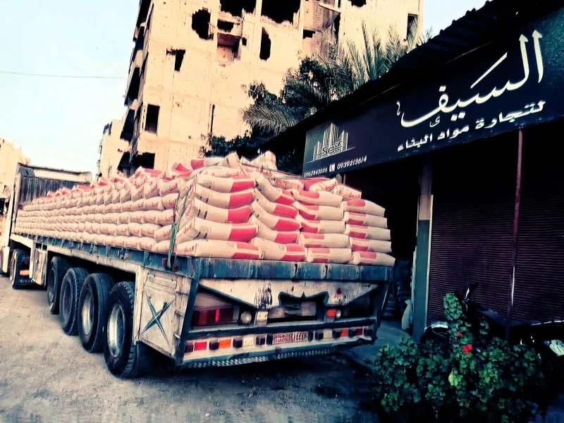 تجارة مواد البناء والديكور