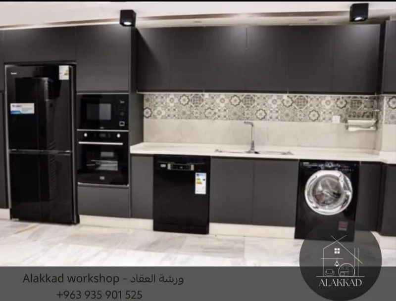 مطابخ حديثة مع مسكات مخفية وأنيقة