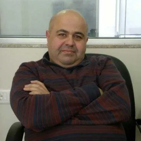 د. م باسم علي